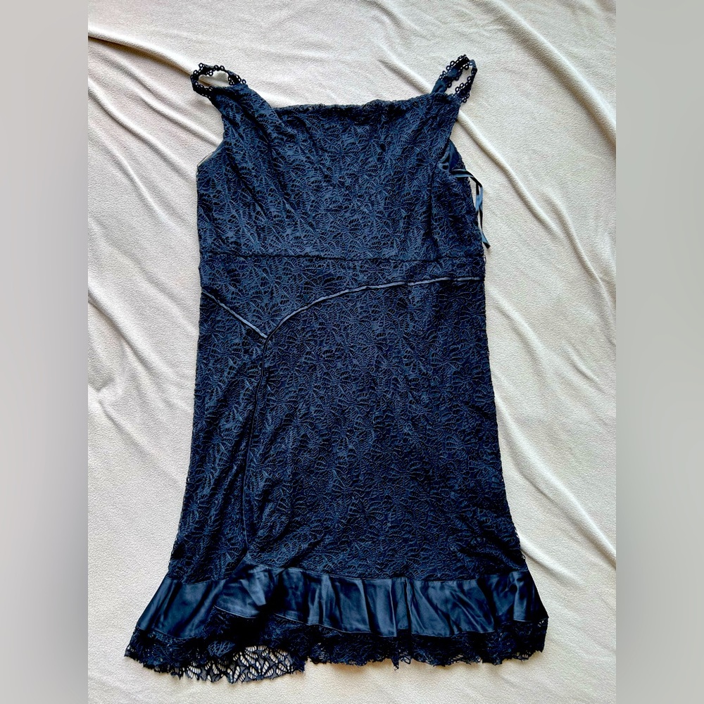 Relax in lace 🖤